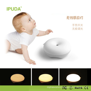 2017 Unique Smart Night Light for baby with touch sensor light donut design